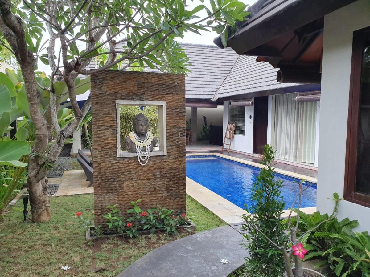 Villa Davenny Seminyak Eksteriør bilde